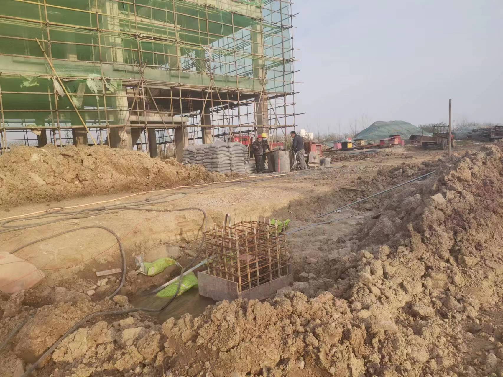 巨野当桥梁出现裂缝的时候应该及时加固修补